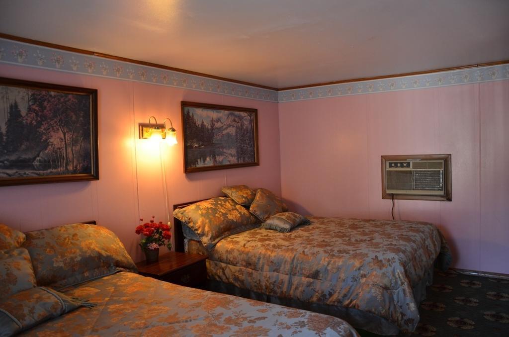Deer Trail Motel 위스콘신 델즈 객실 사진
