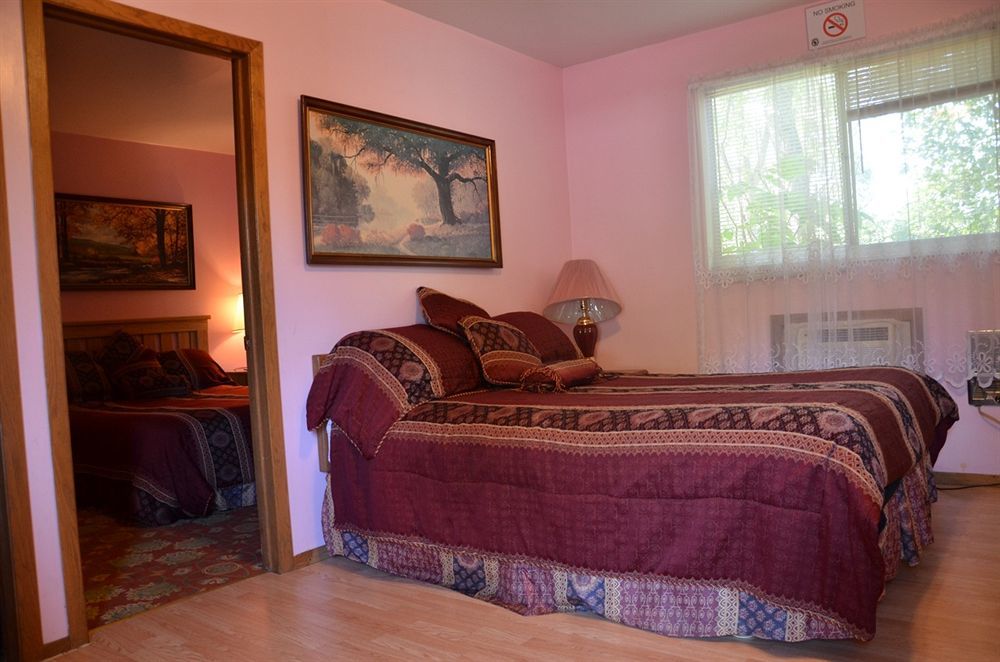 Deer Trail Motel 위스콘신 델즈 외부 사진